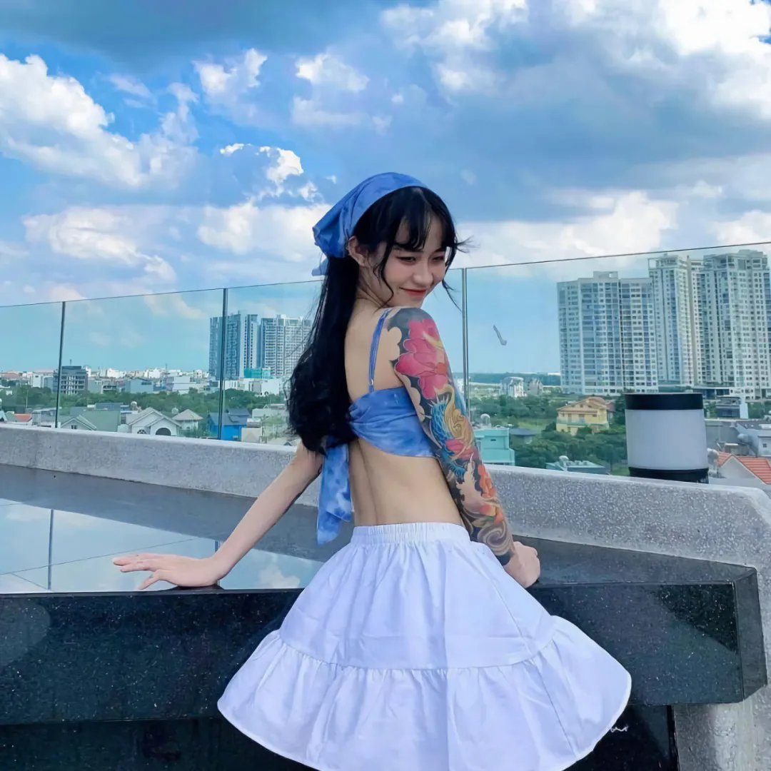 百鸟嬉春